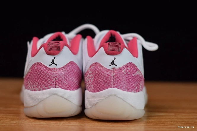 Pink Air Snakeskin Jordan AH7860-106 WMNS Low 11 0730